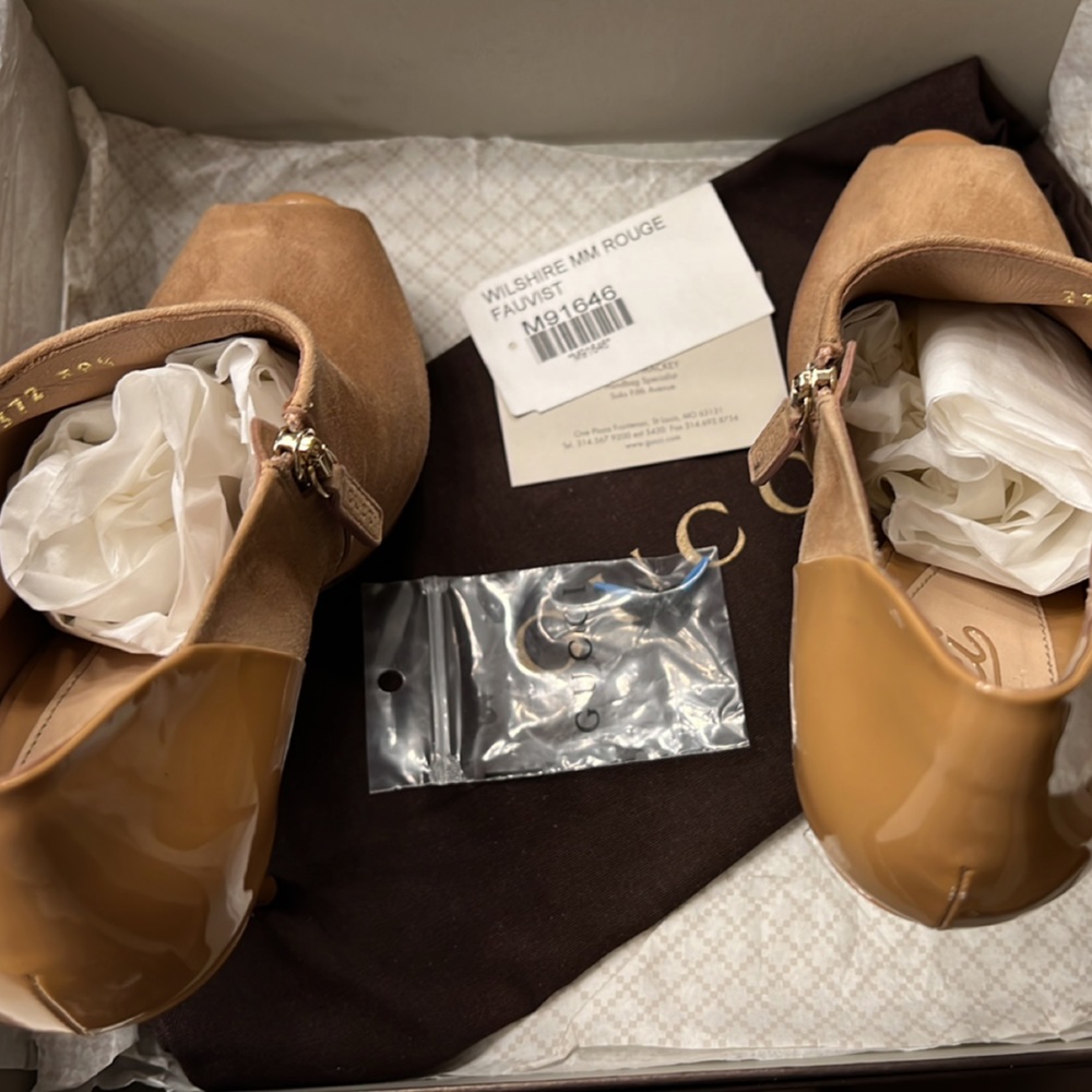 Gucci Authentic 💯 - Picture 3 of 7